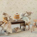 Baby Mouse in Gown
