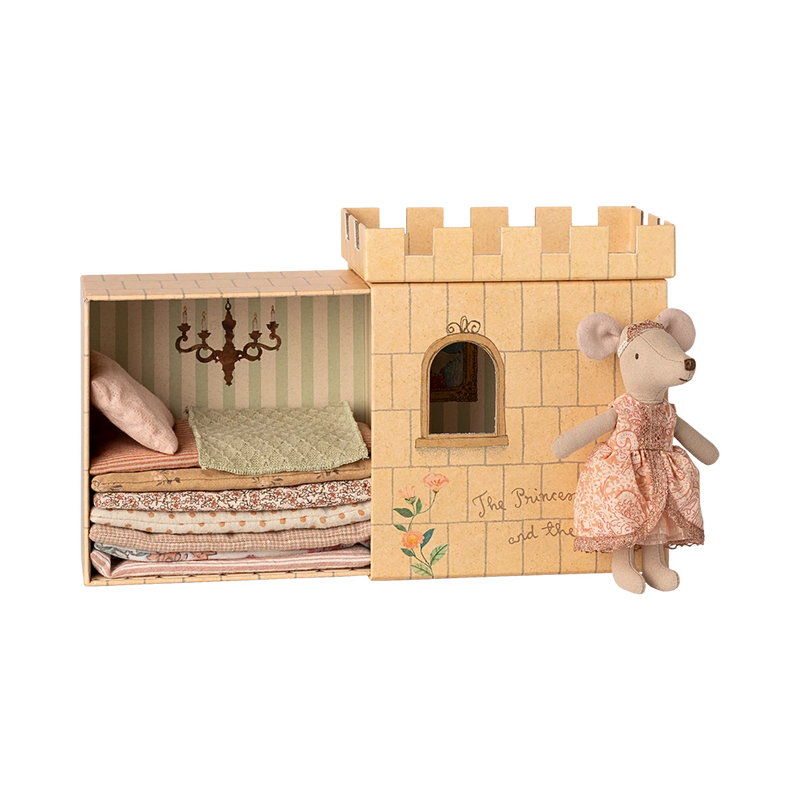 Princess on the Pea Big Sister Mouse- Floral Pink Dress (2025)